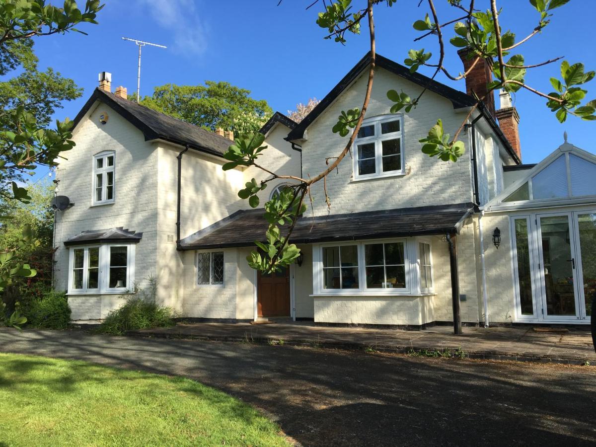 Bron Hafren Bed & Breakfast Montgomery Eksteriør bilde