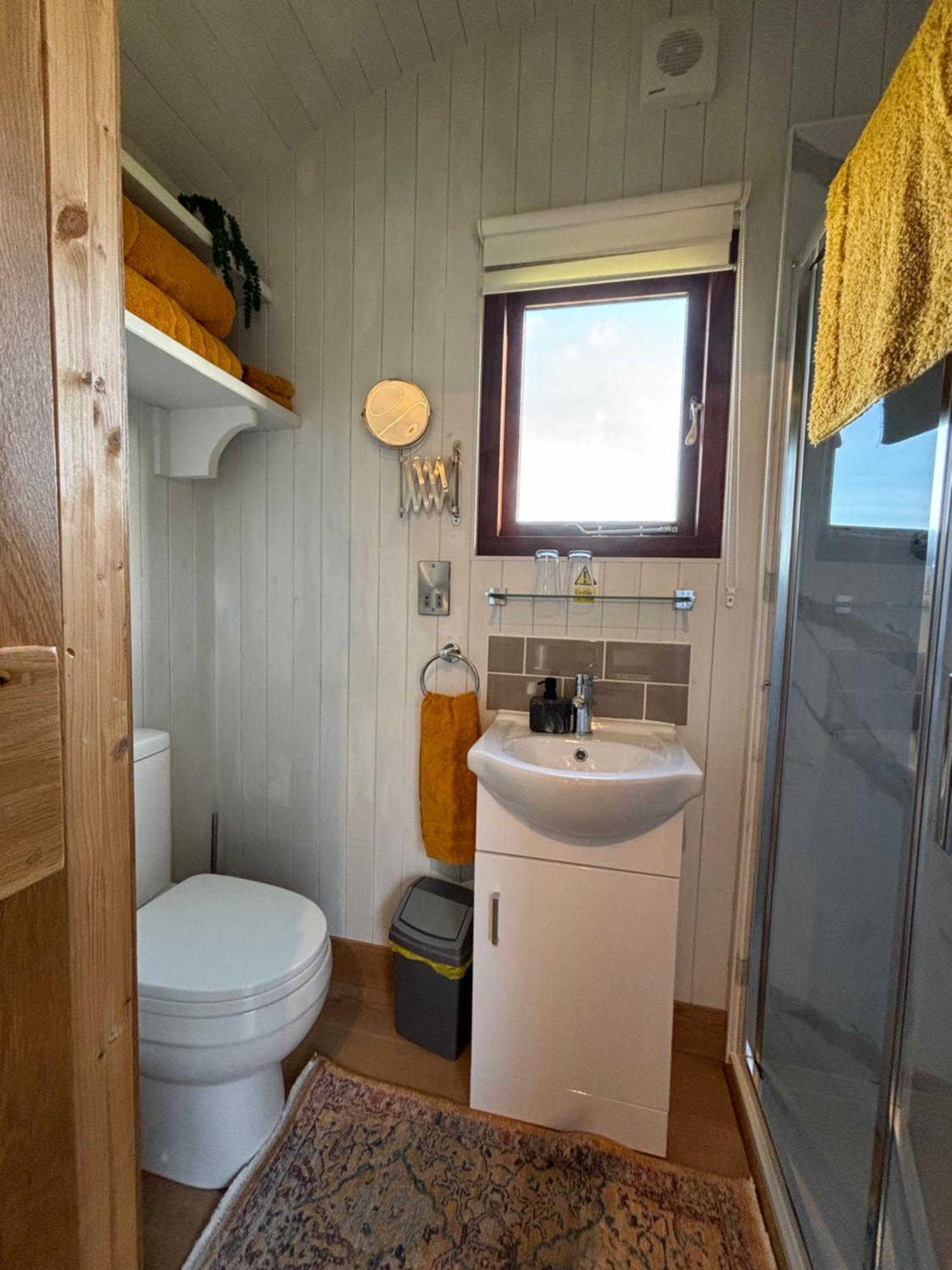 Bron Hafren Bed & Breakfast Montgomery Eksteriør bilde